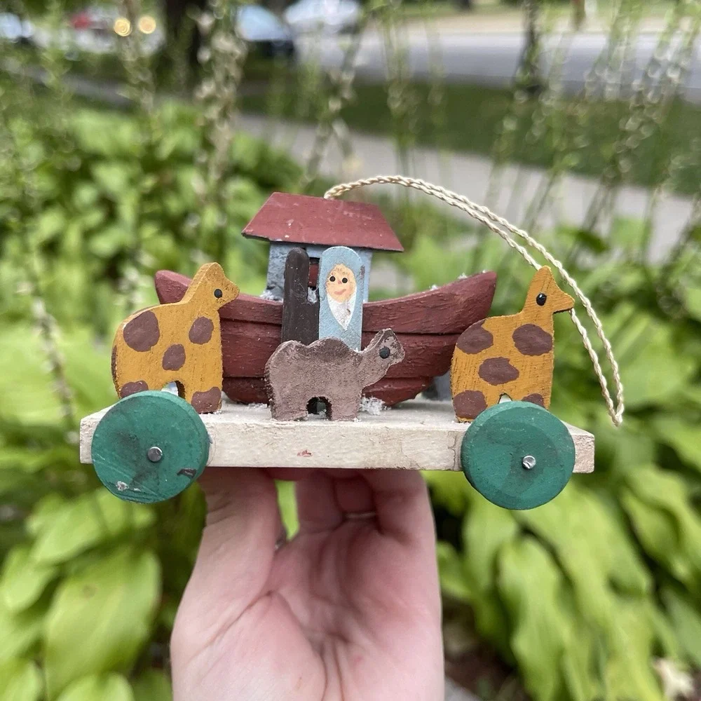 Handmade‎ Midwest Cannon Wood Wooden Noah's Ark with Animals Christmas Ornament